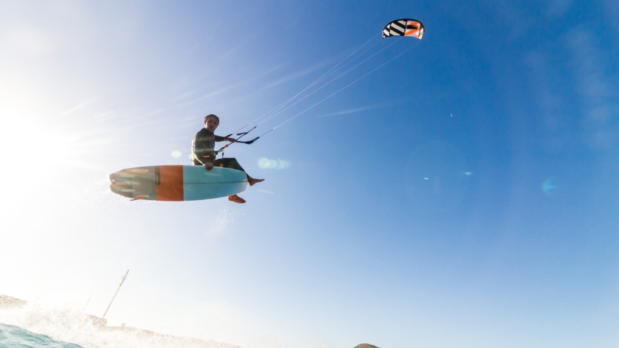 cotan surfboars rrd y25 classcis skok do nebe windsurfing karlin obr